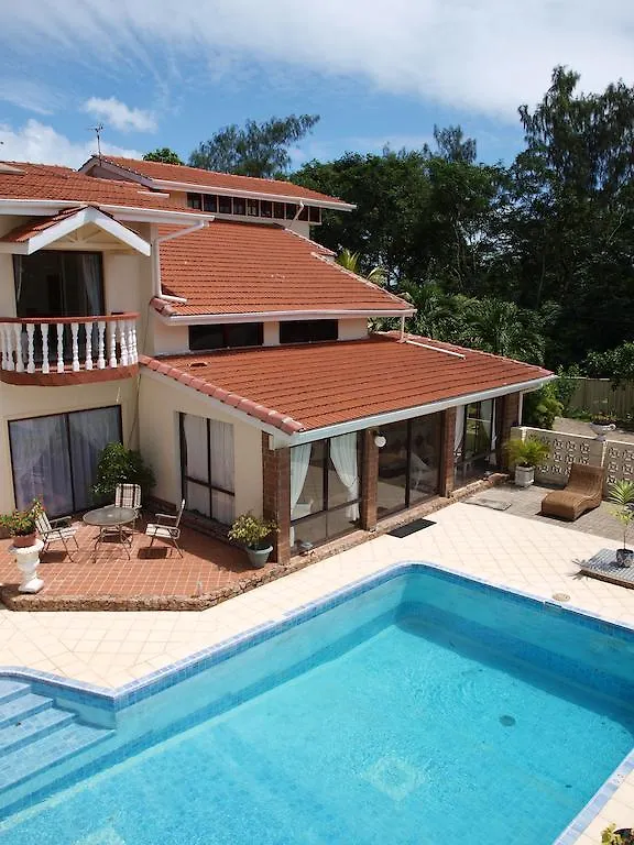 Carana Hilltop Villa Glacis  Guest house