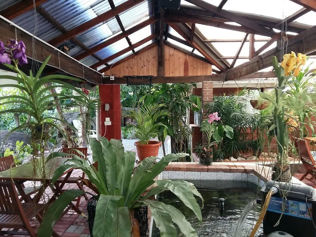 Guest house Carana Hilltop Villa Glacis