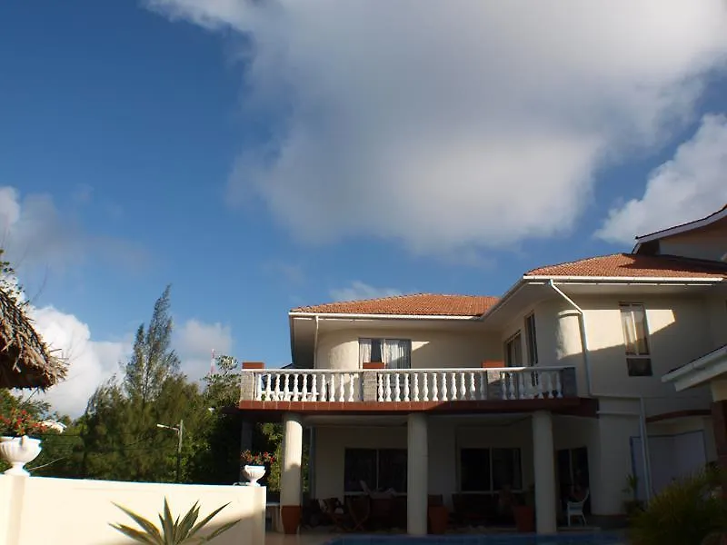 Carana Hilltop Villa Glacis  Guest house Glacis (Mahe)