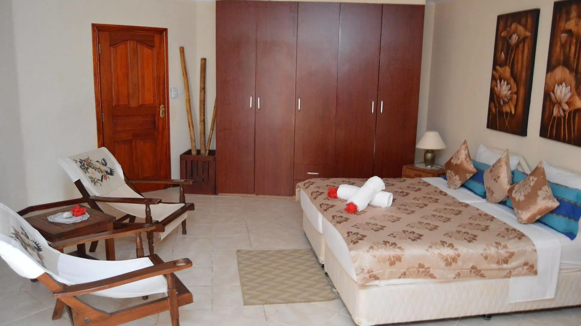 Guest house Carana Hilltop Villa Glacis