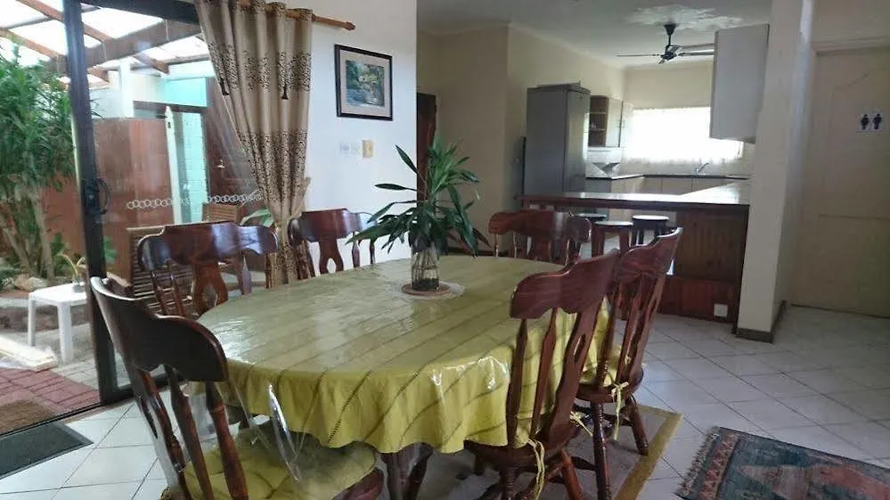 Carana Hilltop Villa Glacis  Guest house Glacis (Mahe)