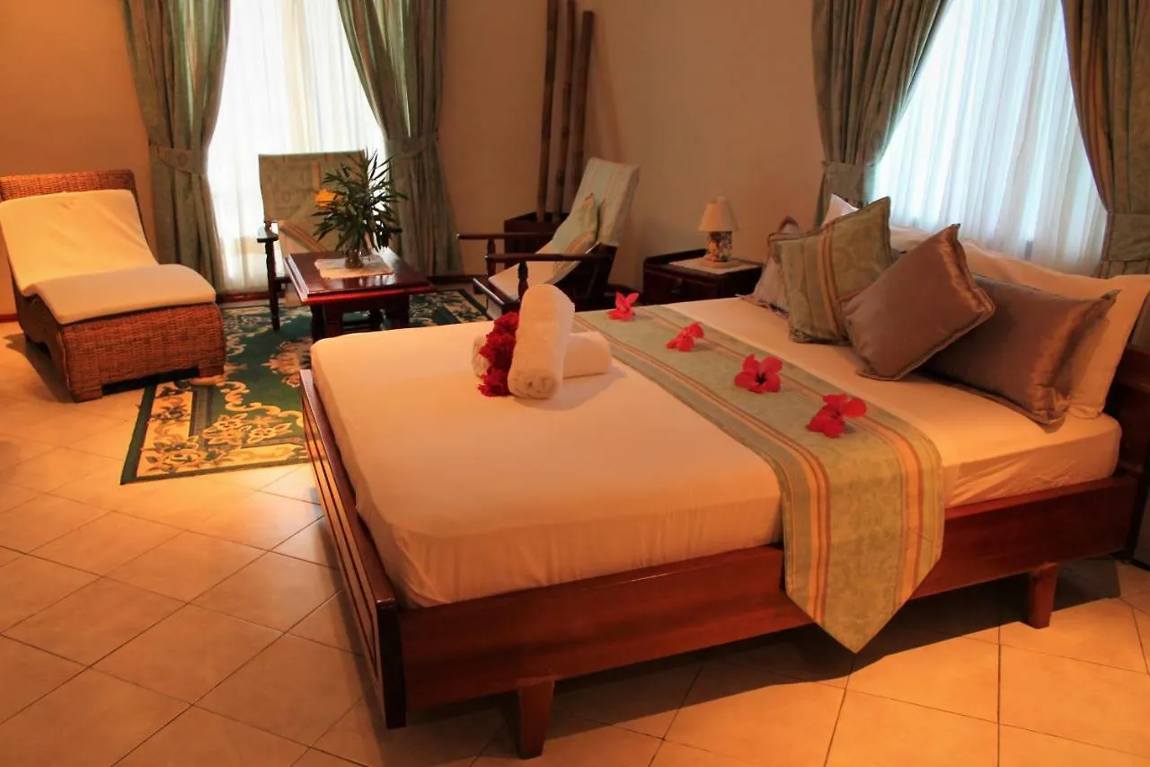 Carana Hilltop Villa Glacis  Guest house