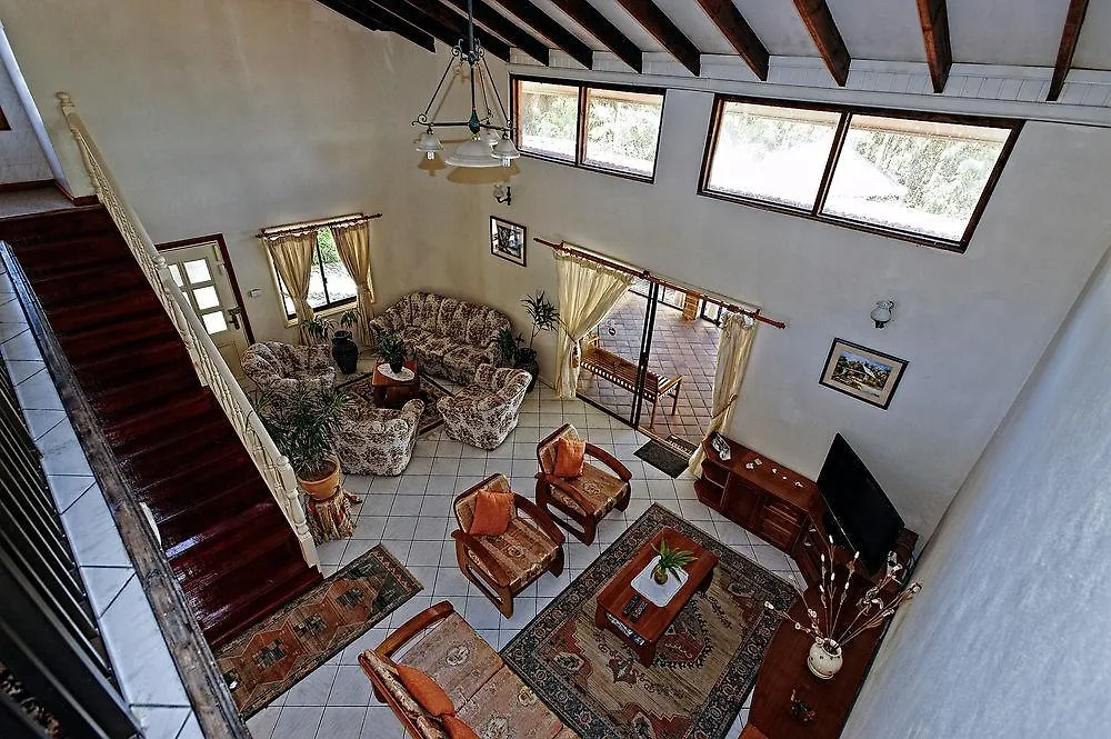 Carana Hilltop Villa Glacis  Glacis (Mahe)