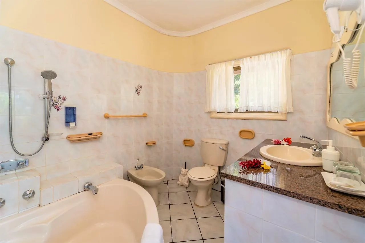Guest house Carana Hilltop Villa Glacis